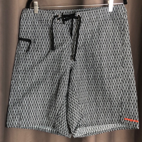 Size 32 Patagonia Swim Trunks - Picture 1 of 4